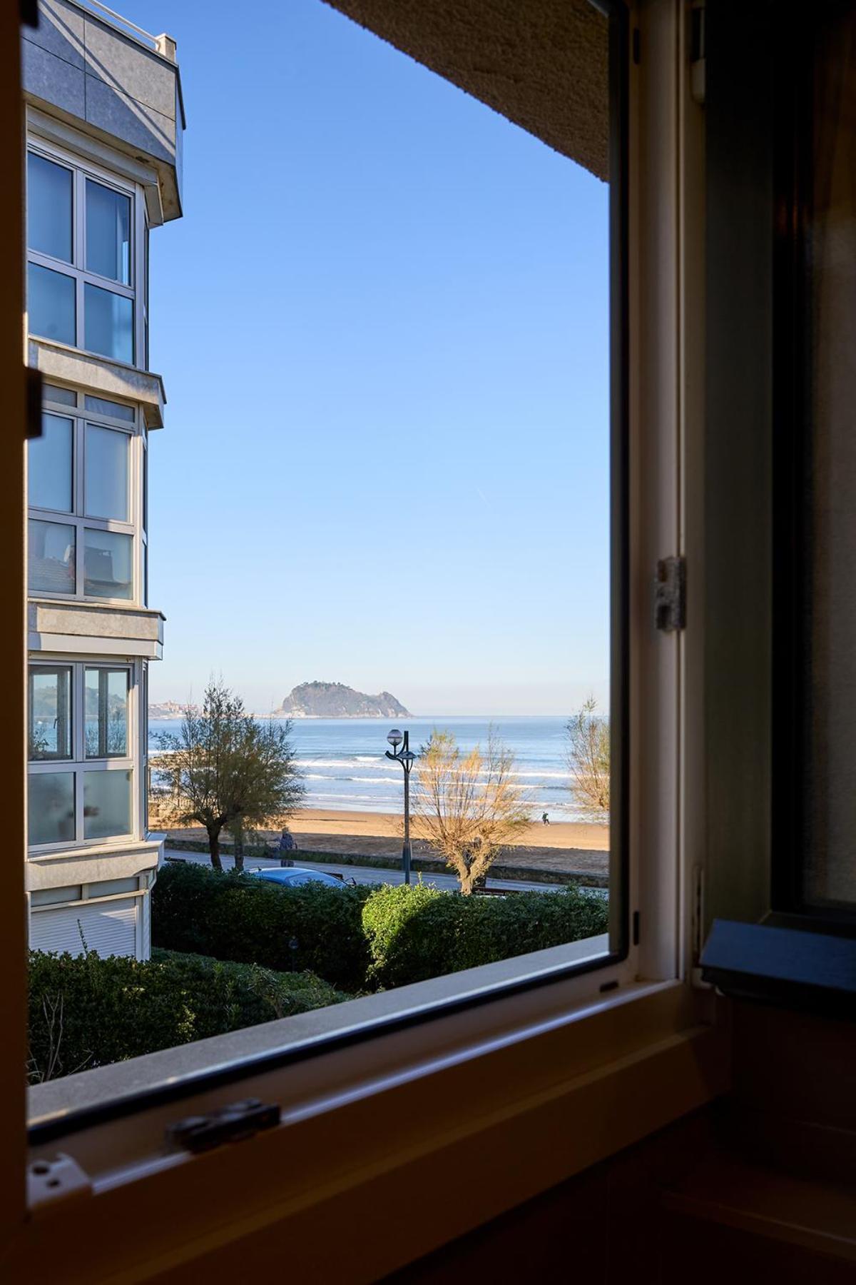 Pension Zarauz Playa Eksteriør billede